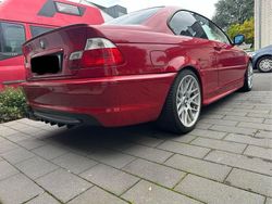 Rot Gebraucht 2002 BMW 318 M Sport Coupé | 8.190 €