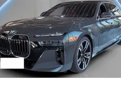 Grau Neu 2025 BMW 740 M Sport Limousine | 143.000 €