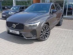 Grau Gebraucht 2022 Volvo XC60 R-Design SUV | 31.950 €