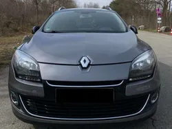 Grau Gebraucht 2012 Renault Mégane GrandTour Bose Edition Kombi | 7.900 €
