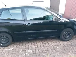 Schwarz Gebraucht 2006 VW Polo Kleinwagen | 1.000 € (Guter Preis)