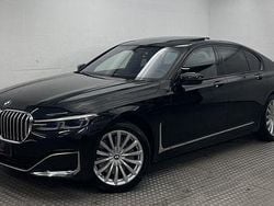 Black sapphire metal (metallic) Gebraucht 2021 BMW 740 Executive Limousine | 54.400 € (Fairer Preis)