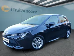 Schwarz Gebraucht 2020 Toyota Corolla Limousine | 16.749 € (Etwas zu teuer)