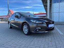 Braun Gebraucht 2015 Mazda 3 Center-Line Limousine | 10.500 € (Fairer Preis)
