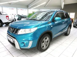 Blau Gebraucht 2016 Suzuki Vitara Comfort SUV | 13.470 € (Etwas zu teuer)
