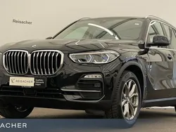 Saphirschwarz metallic Gebraucht 2021 BMW X5 Sport Line SUV | 53.990 € (Guter Preis)
