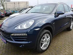 Dunkelblaumetallic Gebraucht 2012 Porsche Cayenne SUV | 25.980 € (Guter Preis)