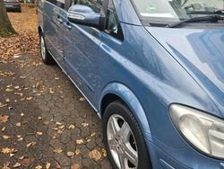 Blau Gebraucht 2005 Mercedes Viano Van / Kleinbus | 4.800 € (Guter Preis)