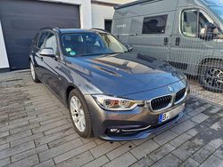Schwarz Gebraucht 2018 BMW 330 Sport Line Kombi | 18.000 € (Superpreis)