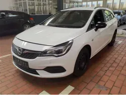 Schneeweiss/summitwhite/arctic Gebraucht 2022 Opel Astra Kombi | 15.980 € (Superpreis)