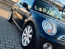 Schwarz Gebraucht 2007 Mini Cooper Coupé Coupé | 2.699 € (Etwas zu teuer)