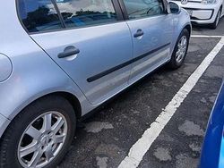 Silber Gebraucht 2004 VW Golf IV Limousine | 1.600 € (Etwas zu teuer)