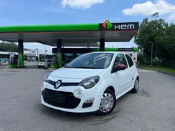 Weiß Gebraucht 2013 Renault Twingo Authentique Kleinwagen | 3.999 € (Etwas zu teuer)