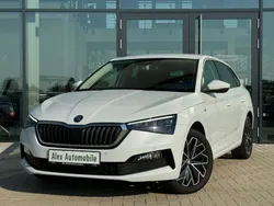 Weiß Gebraucht 2020 Skoda Scala Drive Kleinwagen | 14.499 € (Guter Preis)