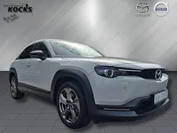 Weiß Gebraucht 2021 Mazda MX30 Ad'Vantage SUV | 16.200 € (Fairer Preis)