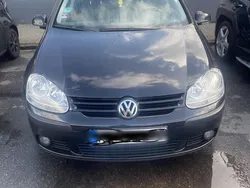 Schwarz Gebraucht 2005 VW Golf V Kleinwagen | 2.200 € (Guter Preis)