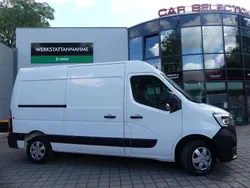 Weiss Gebraucht 2024 Renault Master Van | 22.799 € (Guter Preis)