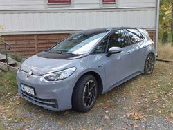 Grau Gebraucht 2023 VW ID.3 Pro Kleinwagen | 45.000 €