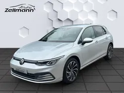 Silber Gebraucht 2020 VW Golf VIII Life Limousine | 18.428 € (Fairer Preis)