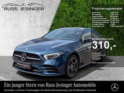 Blau Gebraucht 2021 Mercedes A250 AMG line Limousine | 27.980 € (Fairer Preis)
