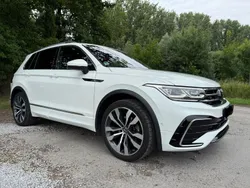 Weiß Gebraucht 2022 VW Tiguan R-line SUV | 38.200 € (Teuer)