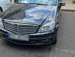 Schwarz Gebraucht 2010 Mercedes C200 Limousine | 3.750 €