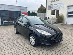 Schwarz Gebraucht 2016 Ford Fiesta Trend Kleinwagen | 6.800 € (Fairer Preis)