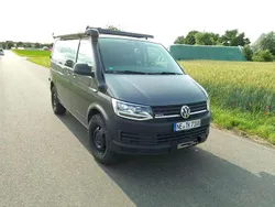 Grau Gebraucht 2015 VW T6 Van | 39.200 €