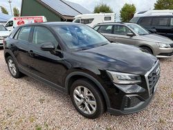 Mytosschwarz Gebraucht 2023 Audi Q2 Design SUV | 20.980 € (Fairer Preis)