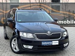 Schwarz Gebraucht 2013 Skoda Octavia Ambition Limousine | 10.999 € (Fairer Preis)