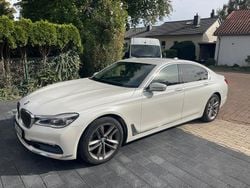 Weiß Gebraucht 2015 BMW 730 Limousine | 22.900 € (Superpreis)