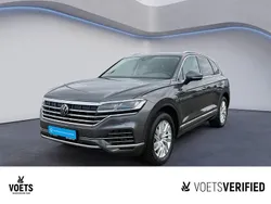 Grau Gebraucht 2022 VW Touareg Atmosphere SUV | 42.480 € (Guter Preis)