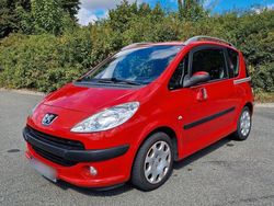Rot Gebraucht 2005 Peugeot 1007 Kleinwagen | 2.499 € (Fairer Preis)