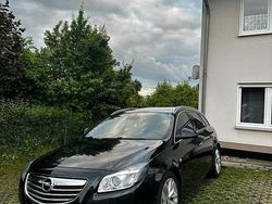 Schwarz Gebraucht 2013 Opel Insignia Kombi | 5.800 €