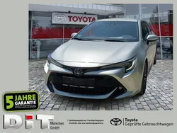 Precious silver Gebraucht 2023 Toyota Corolla Team Limousine | 23.490 € (Guter Preis)