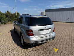 Silber Gebraucht 2006 Mercedes ML350 SUV | 7.999 € (Fairer Preis)