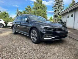 Grau Gebraucht 2021 VW Passat Alltrack Kombi | 31.400 € (Fairer Preis)