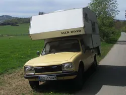 Beige Gebraucht 1990 Peugeot 504 Abholung | 12.500 €