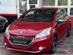Rot Gebraucht 2015 Peugeot 208 GTi Kleinwagen | 8.900 € (Fairer Preis)