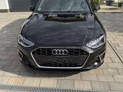 Schwarz Gebraucht 2024 Audi A4 S-Line Kombi | 33.900 € (Guter Preis)