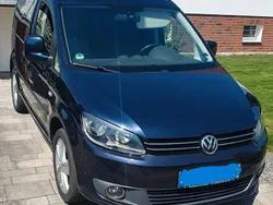 Blau Gebraucht 2014 VW Caddy Highline Van / Kleinbus | 17.499 € (Teuer)