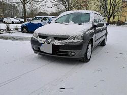 Grau Gebraucht 2002 Renault Clio II Kleinwagen | 2.350 € (Fairer Preis)