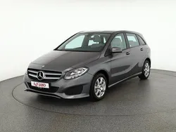Grau Gebraucht 2016 Mercedes B200 Van / Kleinbus | 17.990 € (Etwas zu teuer)