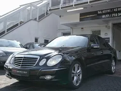Schwarz Gebraucht 2007 Mercedes E200 Limousine | 5.790 € (Fairer Preis)