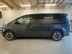 Grau Gebraucht 2021 Hyundai Staria Signature Van | 42.500 € (Fairer Preis)