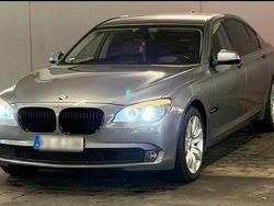 Silber Gebraucht 2010 BMW 730L Limousine | 9.500 €