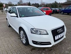 Weiß Gebraucht 2012 Audi A3 Ambition Limousine | 5.950 € (Guter Preis)