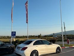 Weiß Gebraucht 2015 Mercedes C220 AMG line Limousine | 16.500 € (Etwas zu teuer)