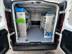 Weiß Gebraucht 2018 Opel Vivaro Van | 16.990 € (Superpreis)