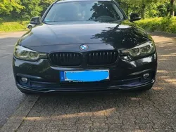 Schwarz Gebraucht 2019 BMW 320 Sport Line Kombi | 14.990 € (Superpreis)